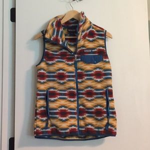 NWOT women's Patagonia tribal print vest size xs